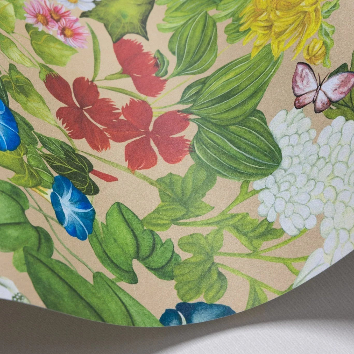 Carta da parati "Flora province multicolor fondo beige" - YOKU | COLE&SON