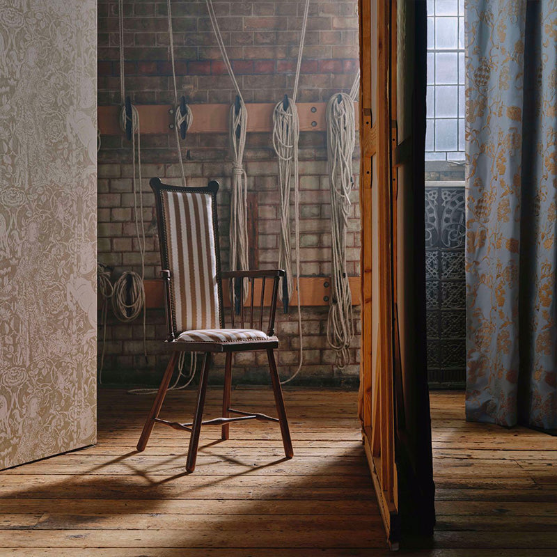 Carta da parati "AURELIA'S GRAIL BONE/ALABASTER" - GILES DEACON - SANDERSON