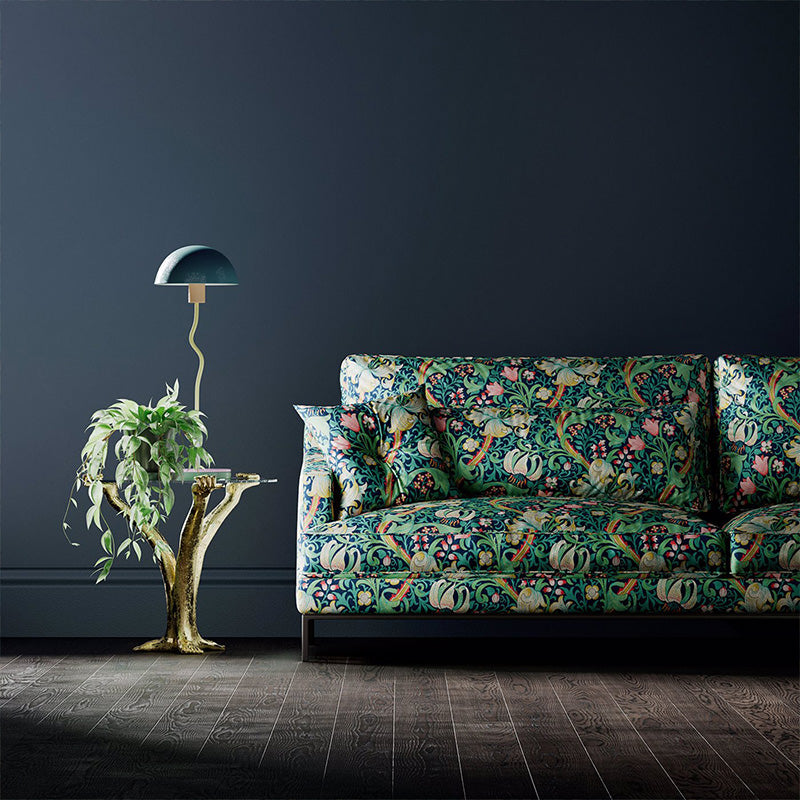 TESSUTO "GOLDEN LILY VELVET GALACTIC INK" - Morris & Co. - Sanderson