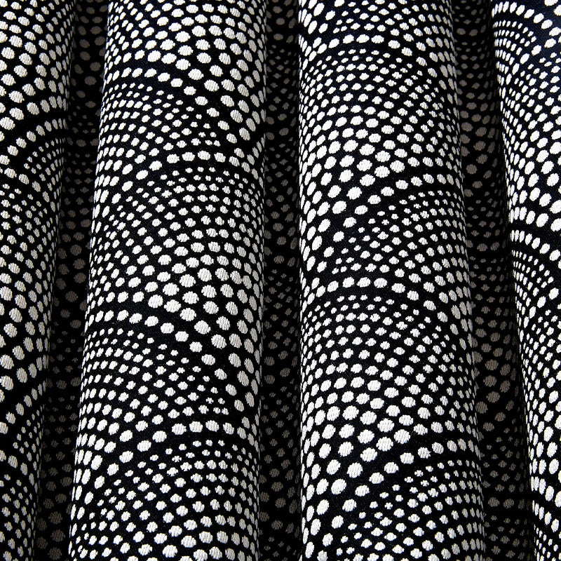 TESSUTO "Feather Fan Jacquard White on Black" - The Contemporary - Cole & Son