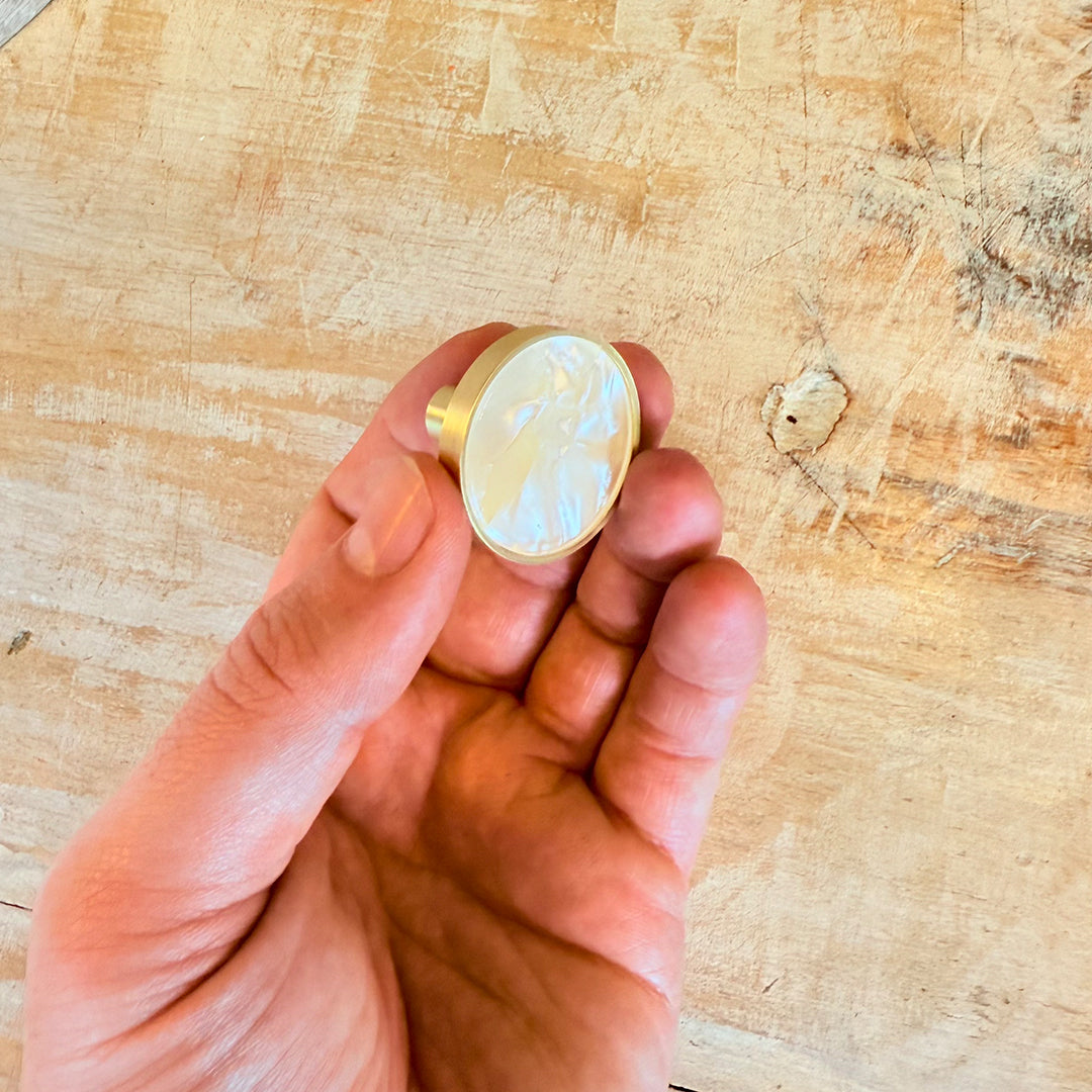 Pomello in Ferro e vetro "oro opaco e vetro perla"