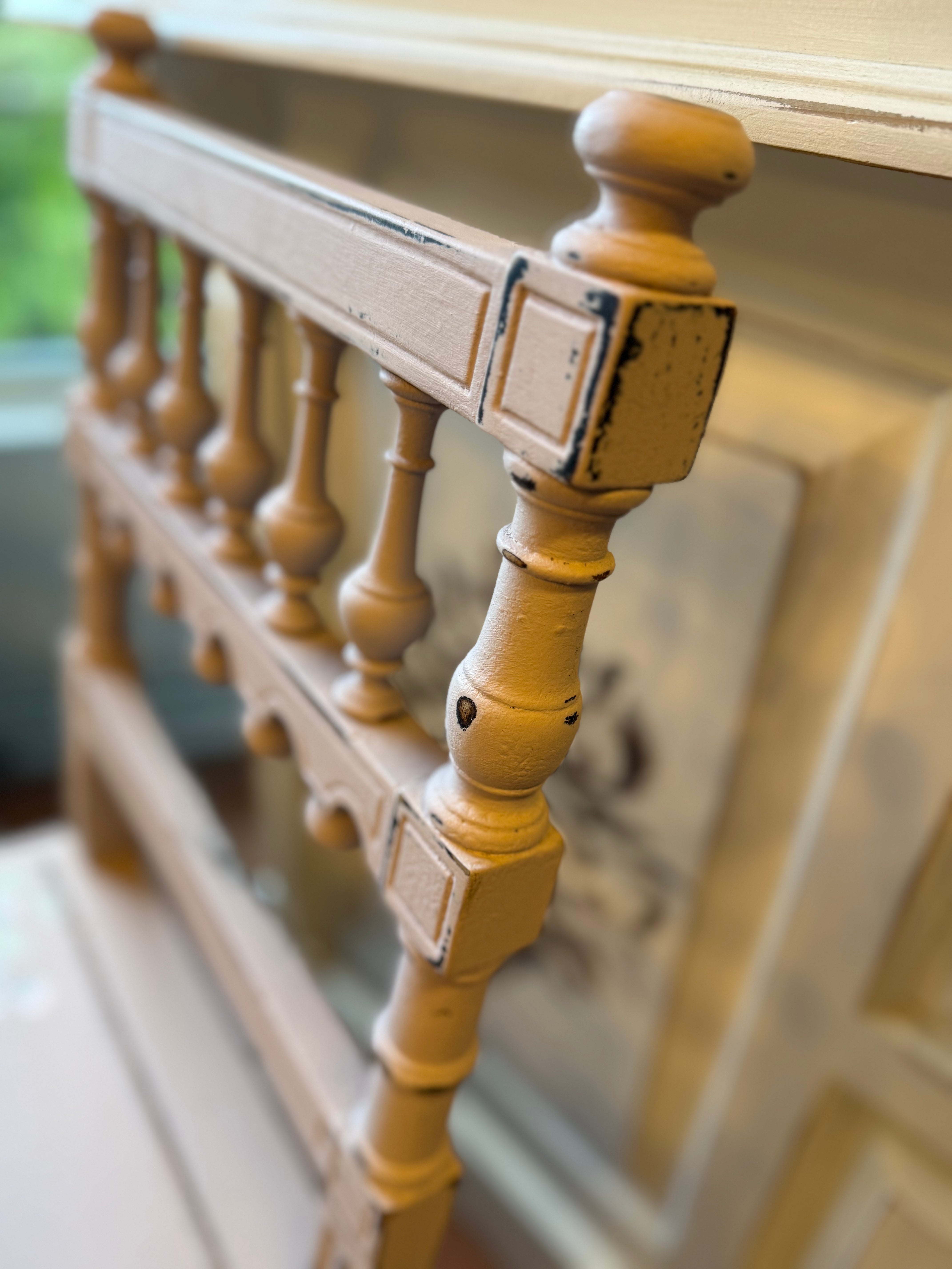 Angolo romantico: coppia di sedie vintage - I Restyling di Elisa