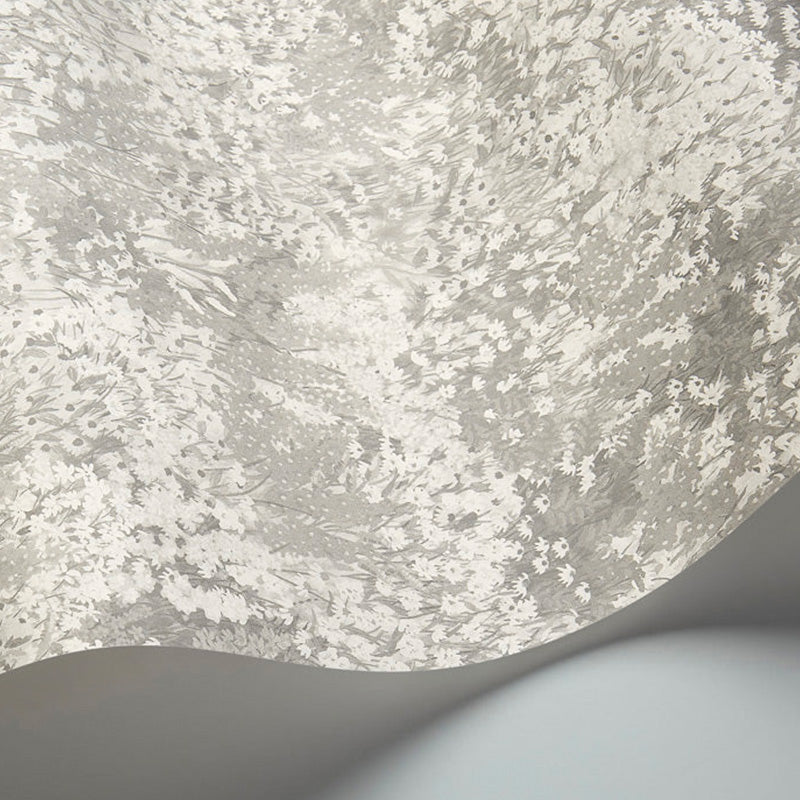 Carta da Parati "PETIT FLEUR Platinum Pearl" The Garden | COLE & SON