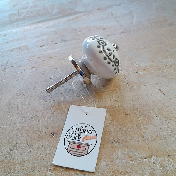 Pomello in ceramica “Delicate Design"