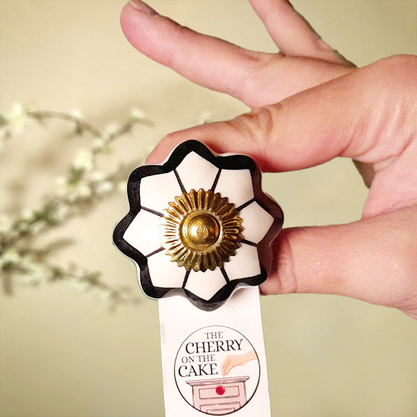 Pomello in ceramica “Liberty Linee”