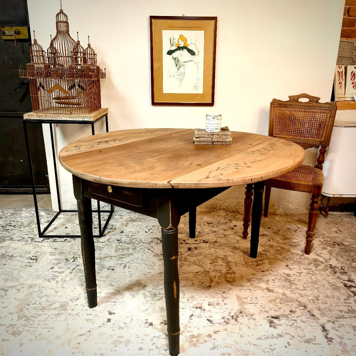 Tavolino consolle “Fiori di ciliegio” I Restyling di Elisa