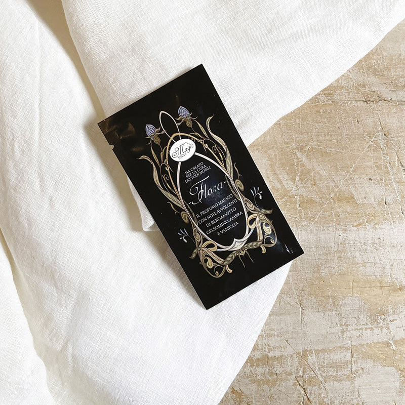 Flora, Il Profumo Magico per la cura dei mobili. Monodose 10 ml