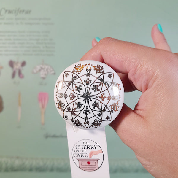 Pomello in ceramica “Mandala Fine Dorato"