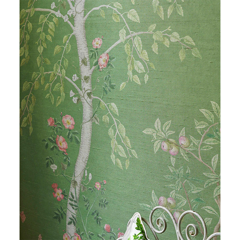 Carta da Parati "SEASONAL WOODS Jade Silk" The Garden | COLE & SON