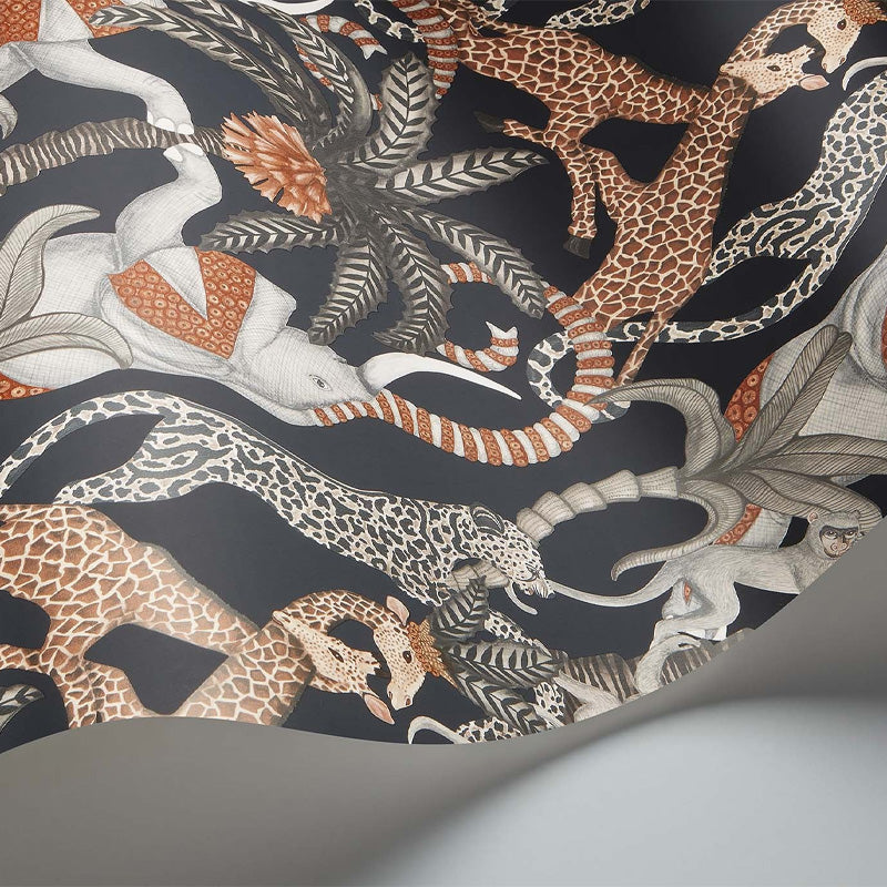 Carta da Parati "SAFARI TOTEM GRIGIO SCURO" Jabula-Ardmore | COLE & SON