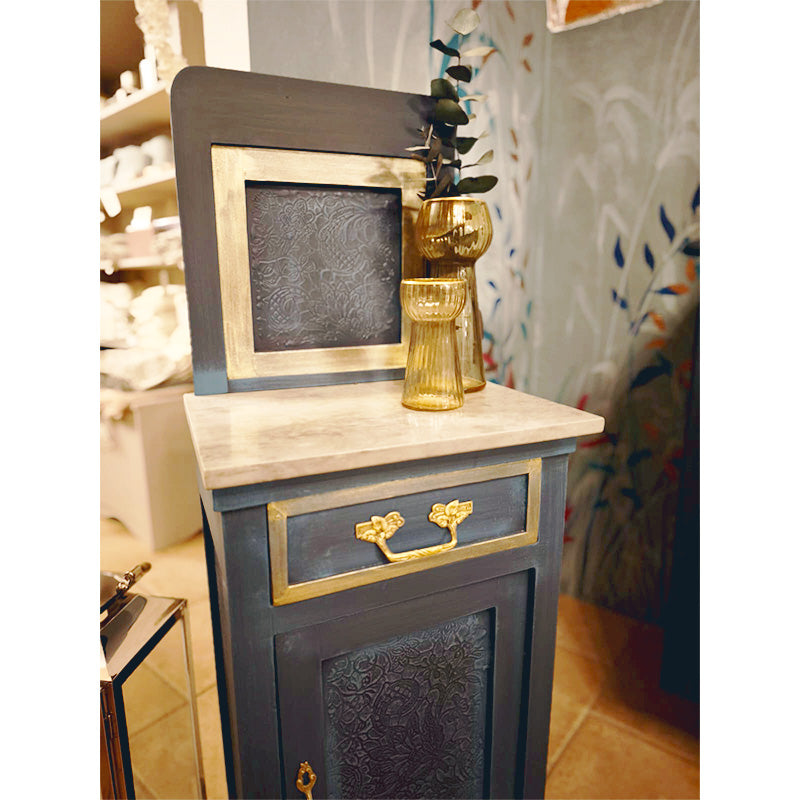 Comodino "Pizzo Blu" I Restyling di Elisa