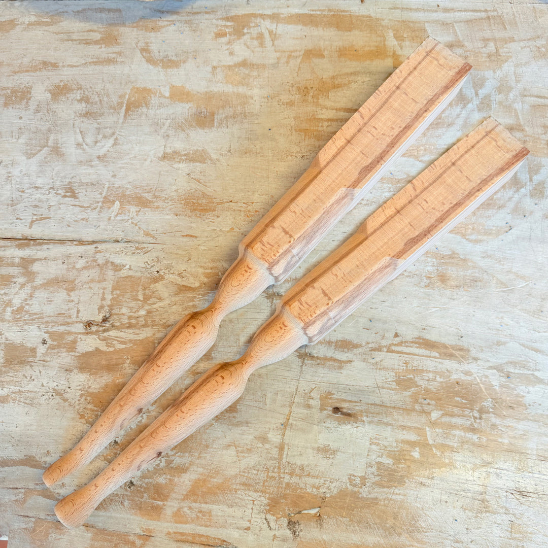 2 gambe in legno quadrate con base tonda