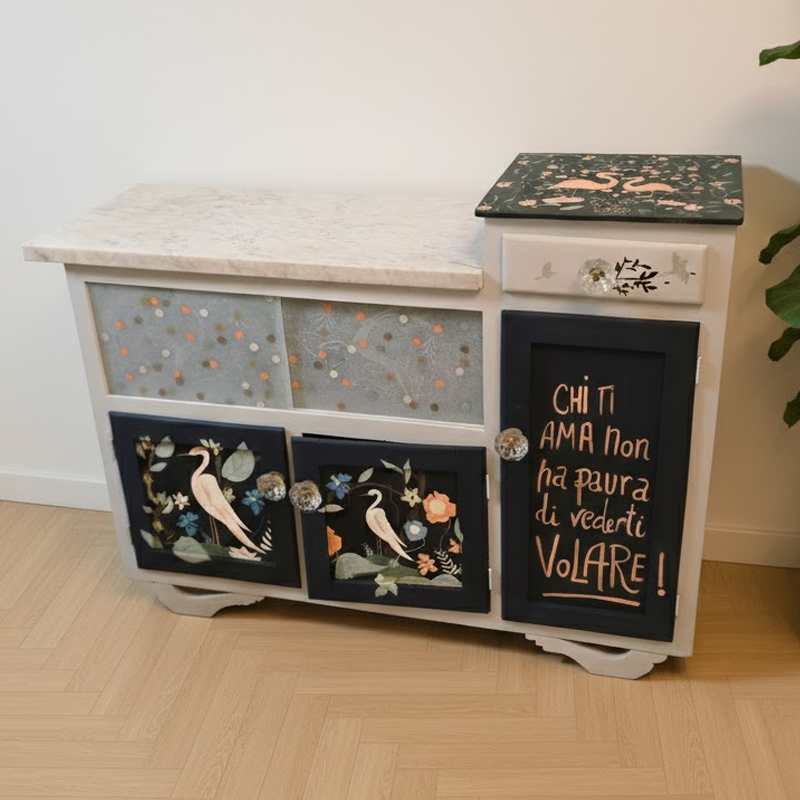 Mobiletto “Free Love" I Restyling di Sylvia, Meraki per l'evento Re-Design