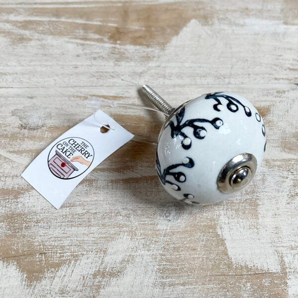 Pomello in ceramica “Daisy Black”