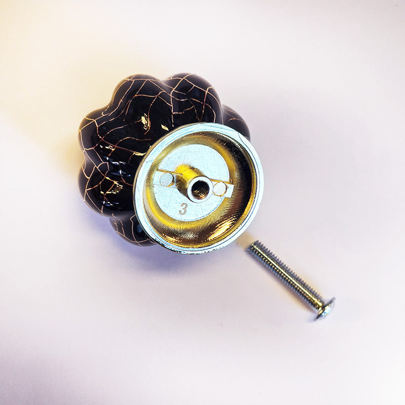 Pomello “Craquelè Nero"