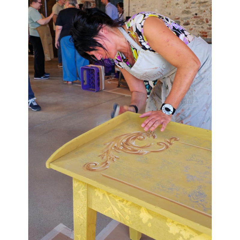 Scrivania “Ocra” I Restyling di Alessandra Elia per l’evento Re-Design