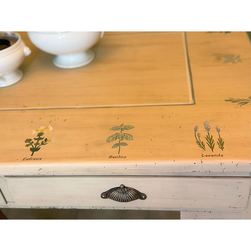 Tavolo “Erbe aromatiche” I Restyling di Elisa