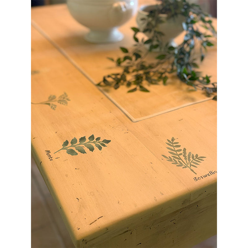 Tavolo “Erbe aromatiche” I Restyling di Elisa