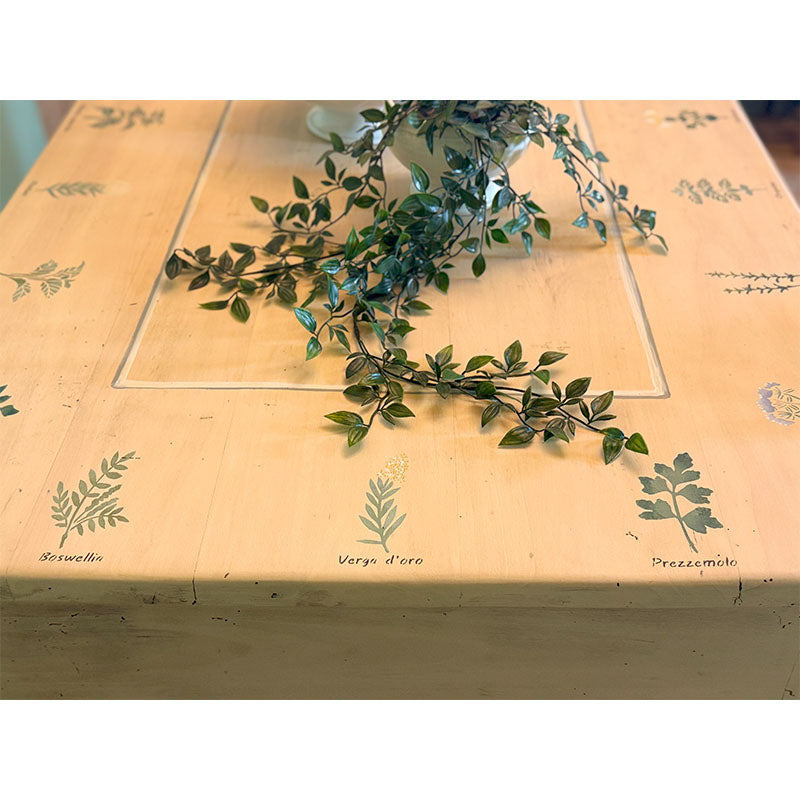 Tavolo “Erbe aromatiche” I Restyling di Elisa