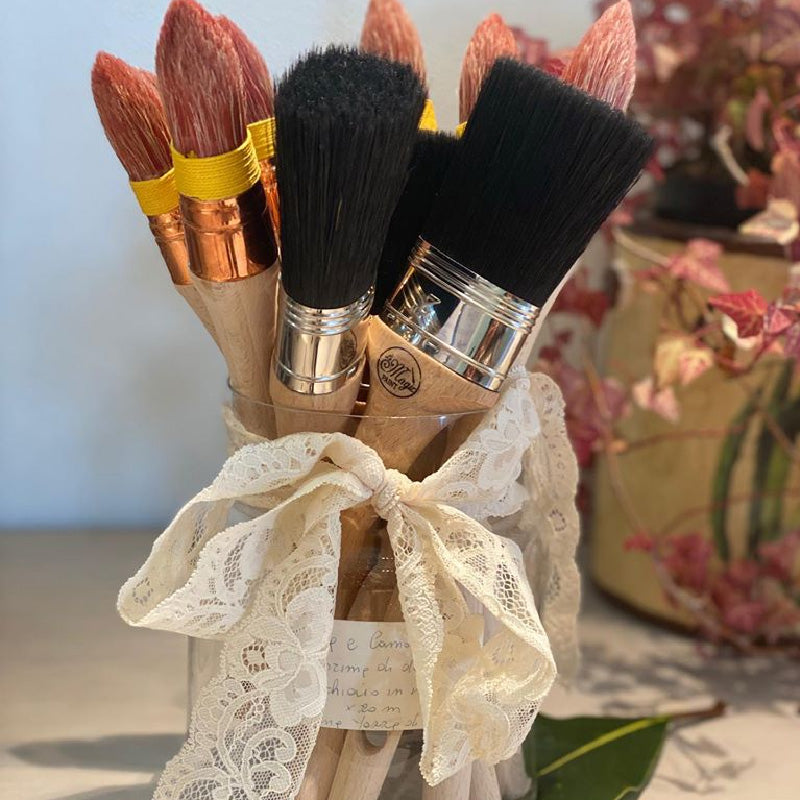 Come si lavano i pennelli Magic Paint?