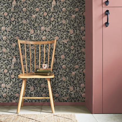 Carta da Parati "Bird & Pomegranate Charcoal" Morris at home