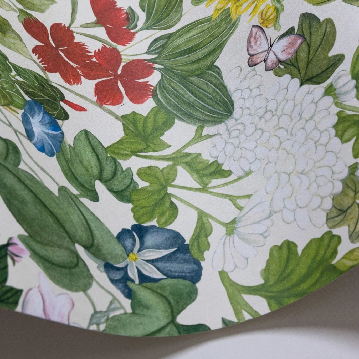 Carta da parati "Flora province multicolor fondo beige chiaro" - YOKU | COLE&SON