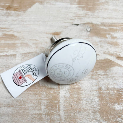 Pomello in ceramica “Postmark”