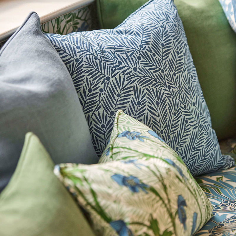 TESSUTO "YEW & ARIL INDIGO" - Morris & Co. - Sanderson