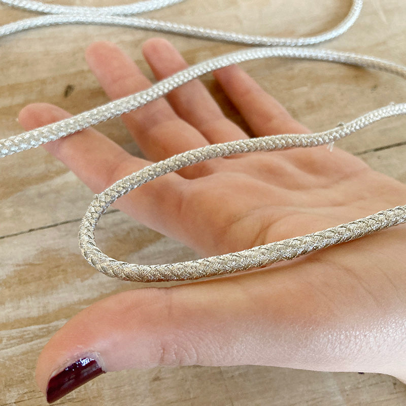 Cordone "Tubolare Argento Piccolo" Passamaneria Italiana - 0,5 cm