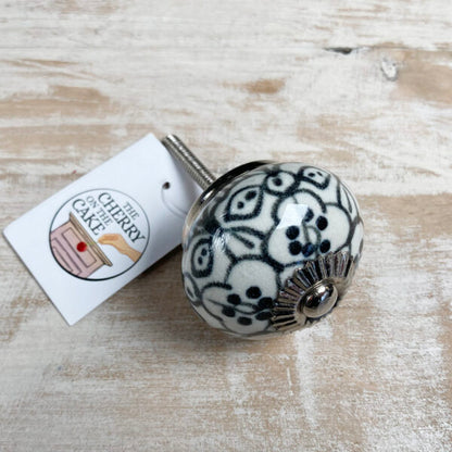 Pomello in ceramica “Black Flora"