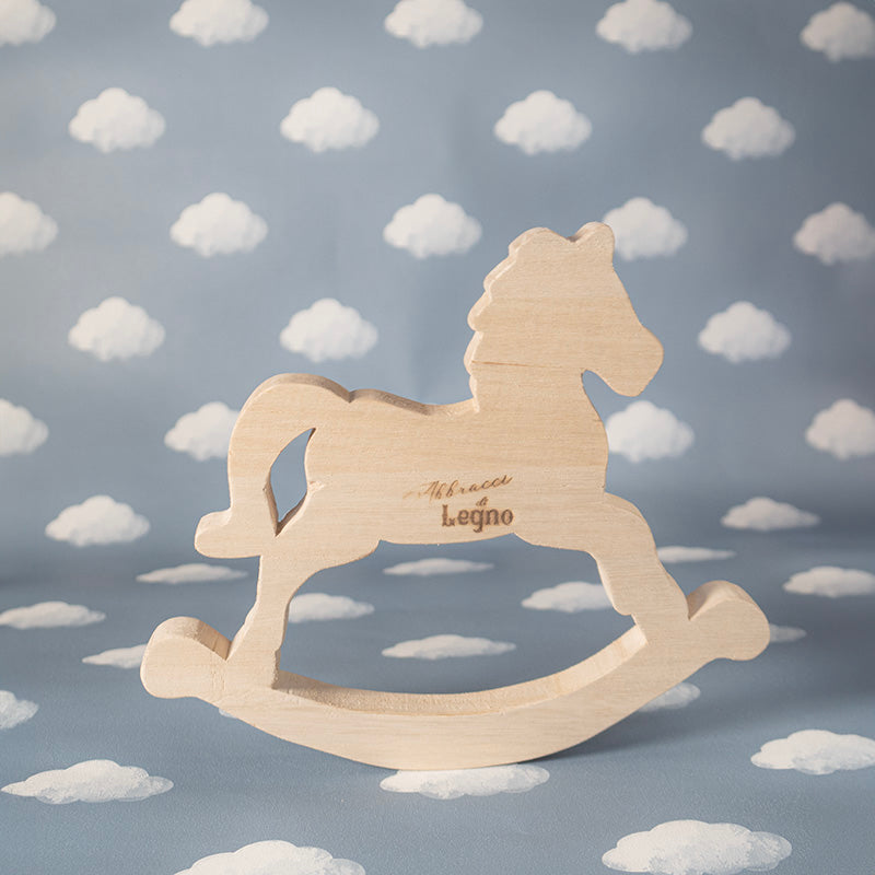 Statuina in legno "Cavallo a Dondolo"