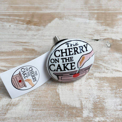 Pomello in ceramica “The Cherry on the Cake”
