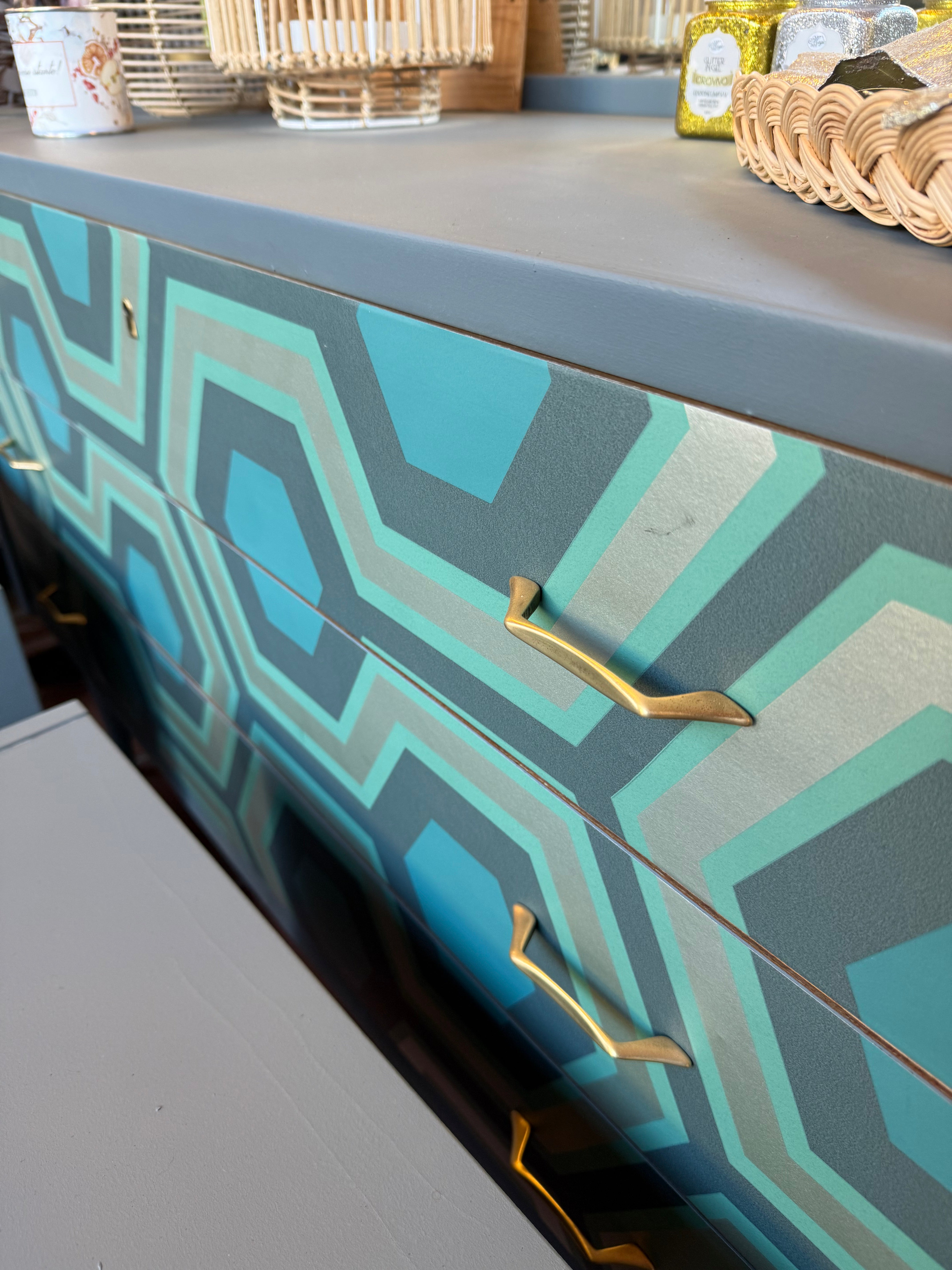 Comò con specchio e 2 comodini abbinati "Geometrie vintage"