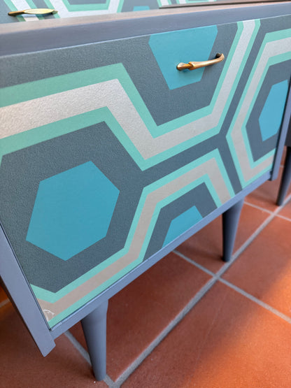 Comò con specchio e 2 comodini abbinati "Geometrie vintage"