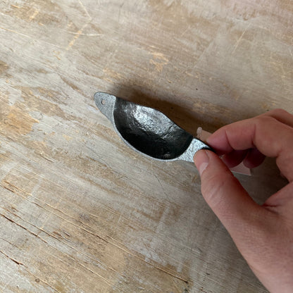 Maniglia in ferro “Giglio”