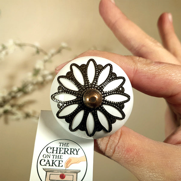 Pomello in ceramica “Hennè"