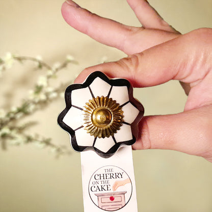 Pomello in ceramica “Liberty Linee”