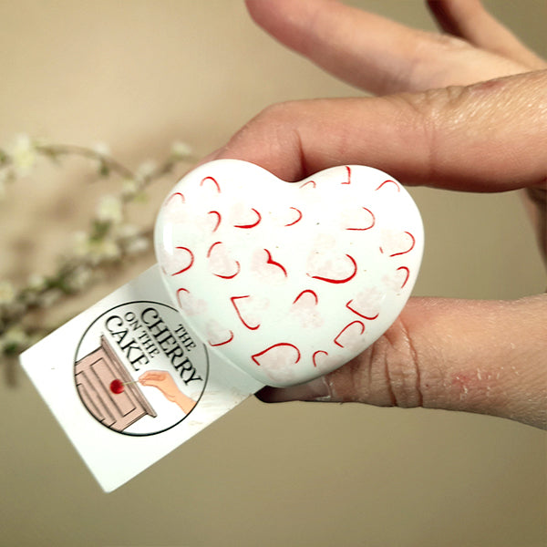 Pomello in ceramica “Heart White and Hearts"