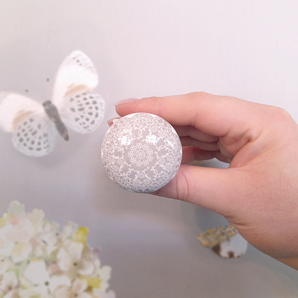 Pomello in ceramica “Rosone"