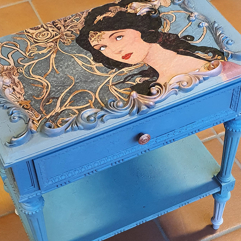 Tavolino "Sfumature di Blu" I Restyling di Elisa