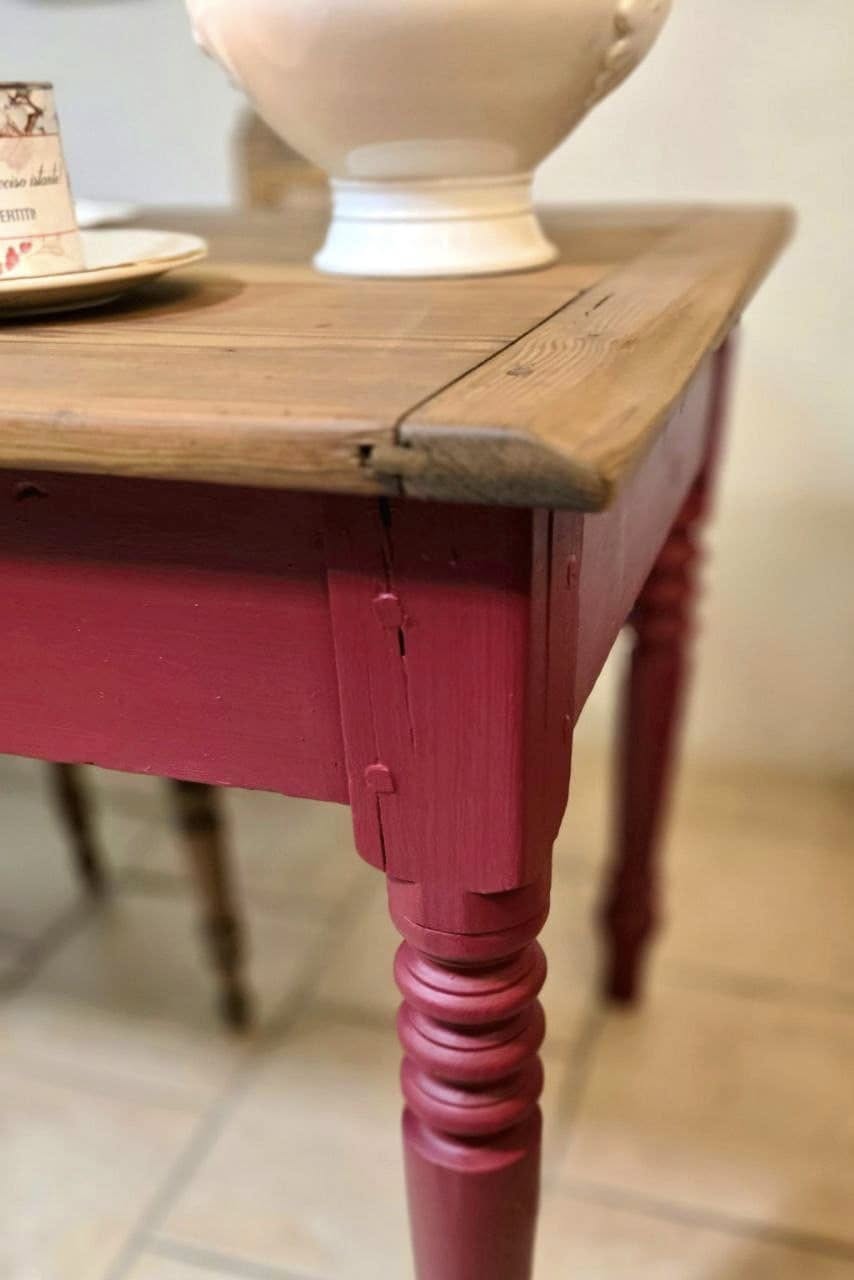 Tavolo in legno "True Love" I Restyling di Elisa