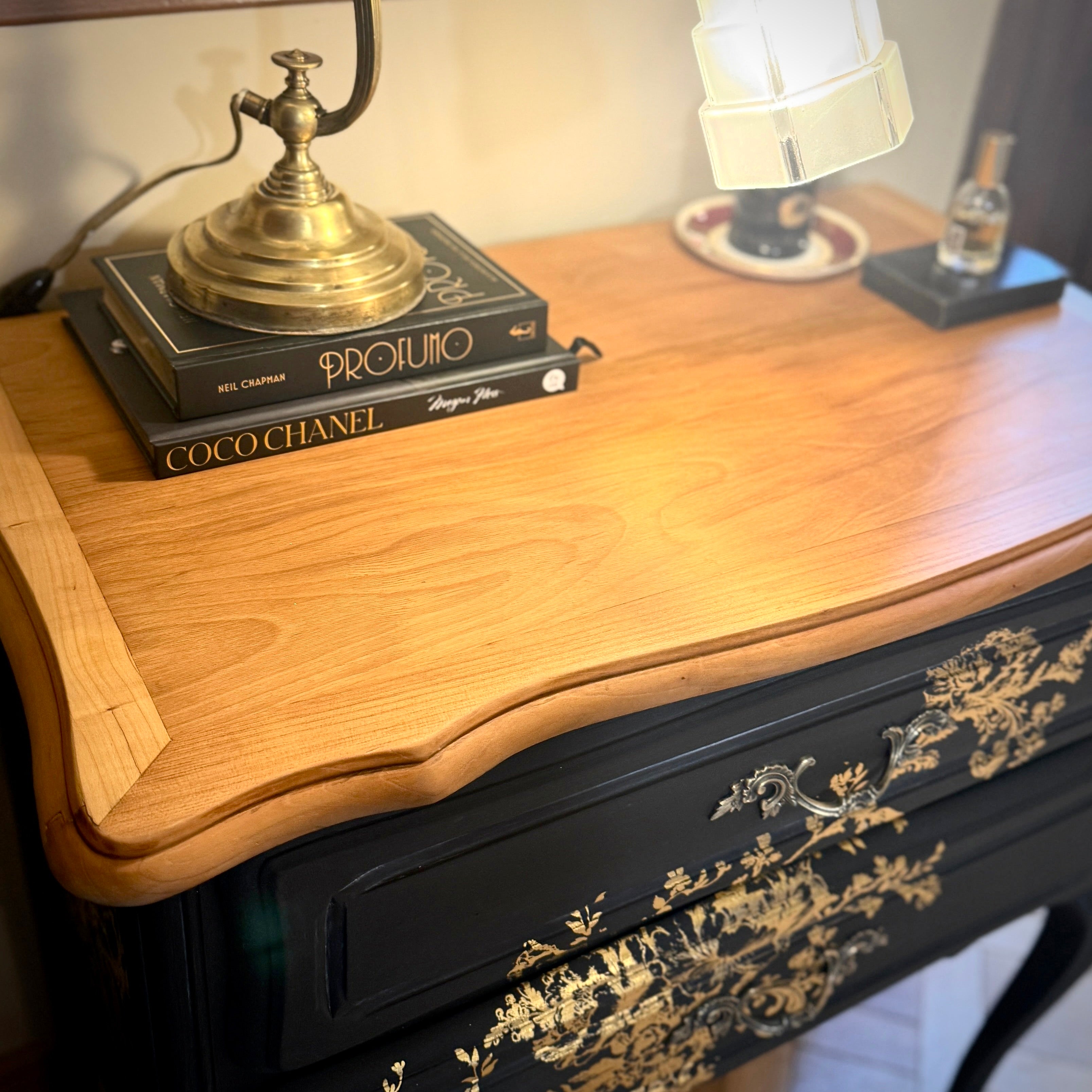 Mobile nero e oro - I Restyling di Elisa