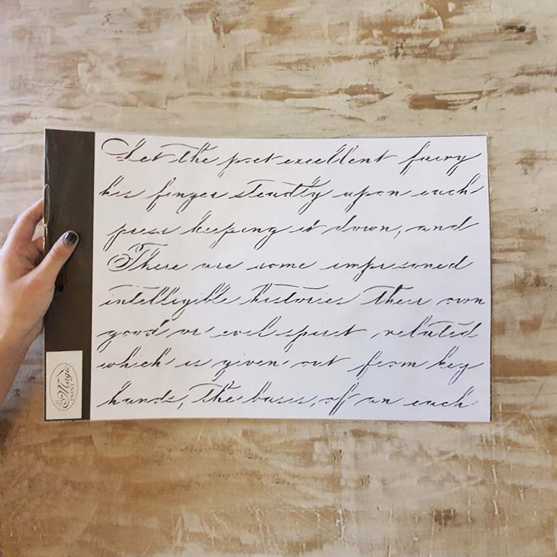 Stencil “Royal Script”, Magic Paint, riutilizzabile, 30×42 cm