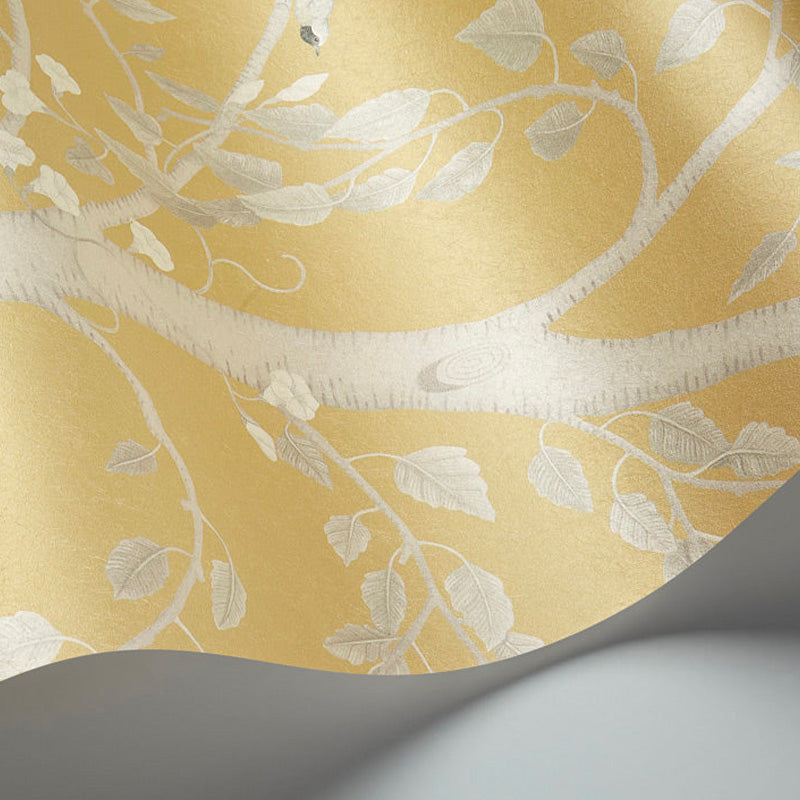 Carta da Parati "SEASONAL WOODS Gold Pearl" The Garden | COLE & SON