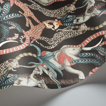 Carta da Parati "SAFARI TOTEM NERO" Jabula-Ardmore | COLE & SON