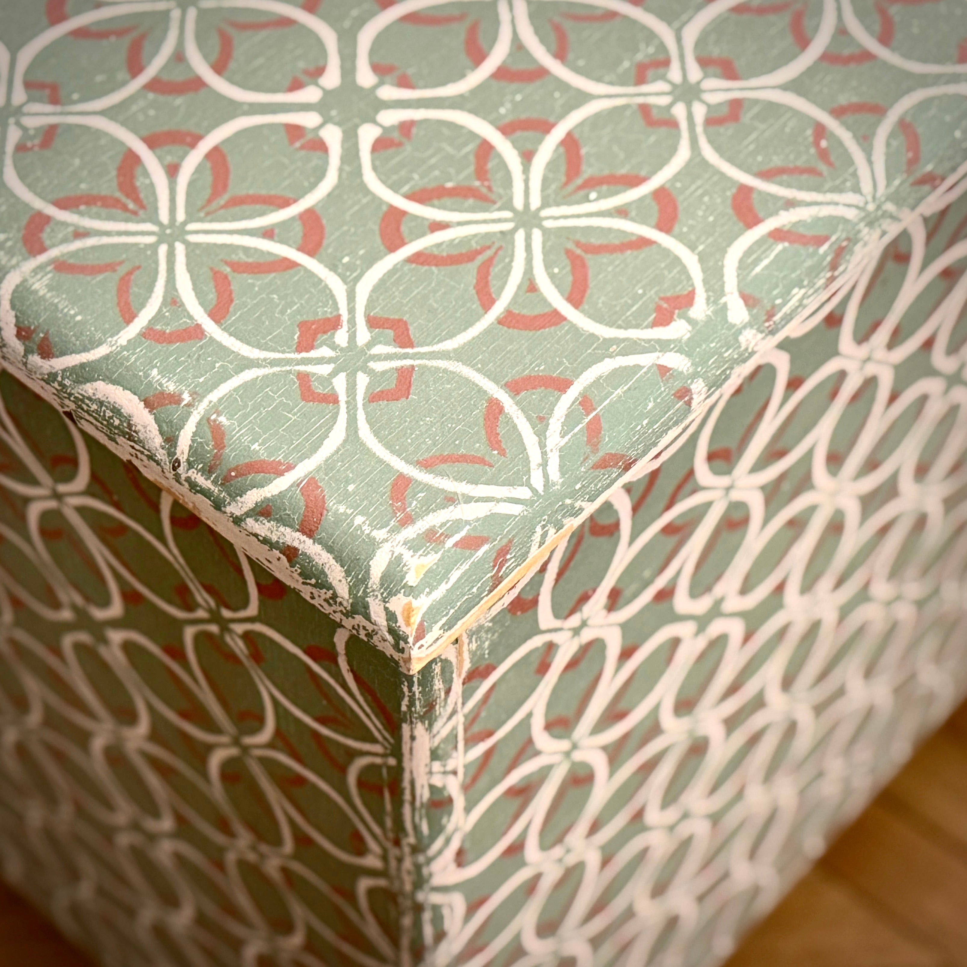 Cassapanca contenitore “Primavera” I Restyling di Elisa