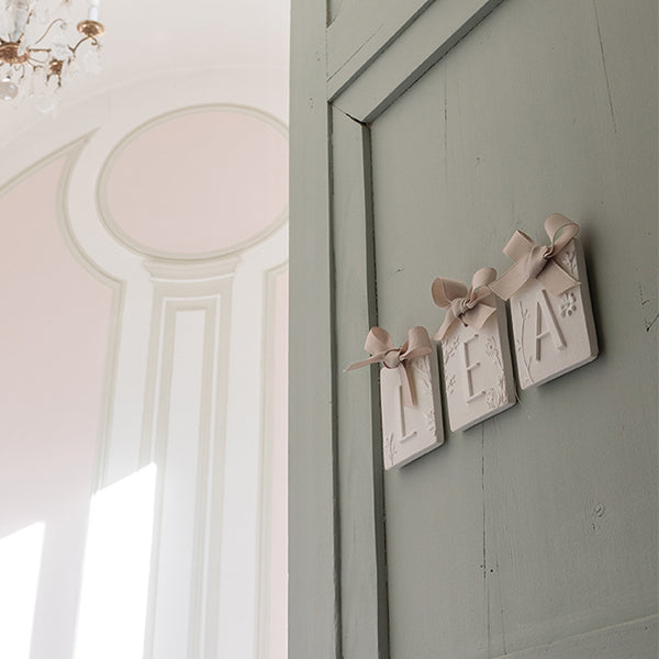 Lettere in gesso profumate – Fleur de Coton – Mathilde M.