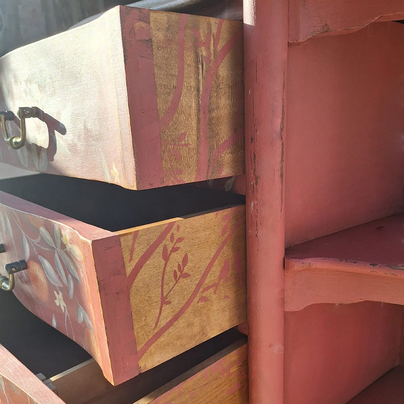 Mobiletto “Agrumi” I Restyling di Alessandra Elia per l’evento Re-Design