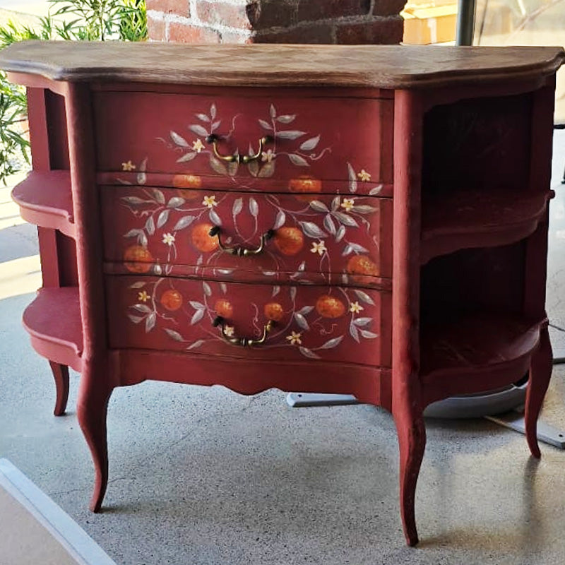 Mobiletto “Agrumi” I Restyling di Alessandra Elia per l’evento Re-Design