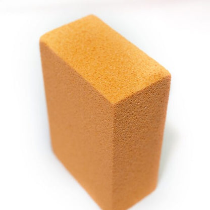 Spugna grande con ridotta porosità